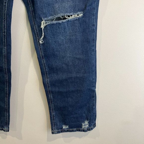 NWT BP Dark Wash Denim Jeans with Distressed Knees (16W) - Picture 3 of 8